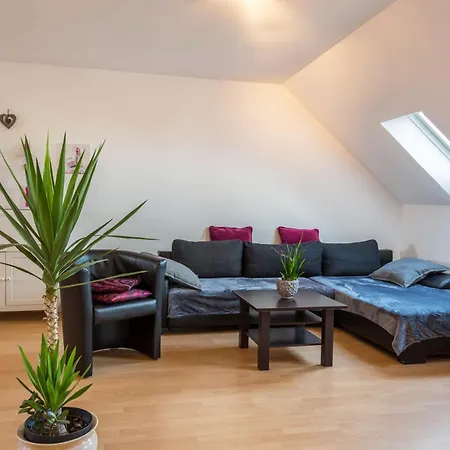 Lampl Haus *